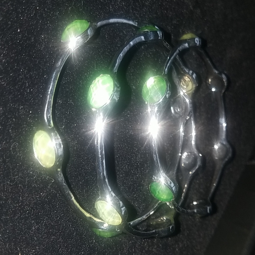 Set of three Premier Designs bangles